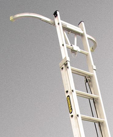 GORILLA OUTRIGGER FOR ROPE-PULL EXTENSION LADDERS 